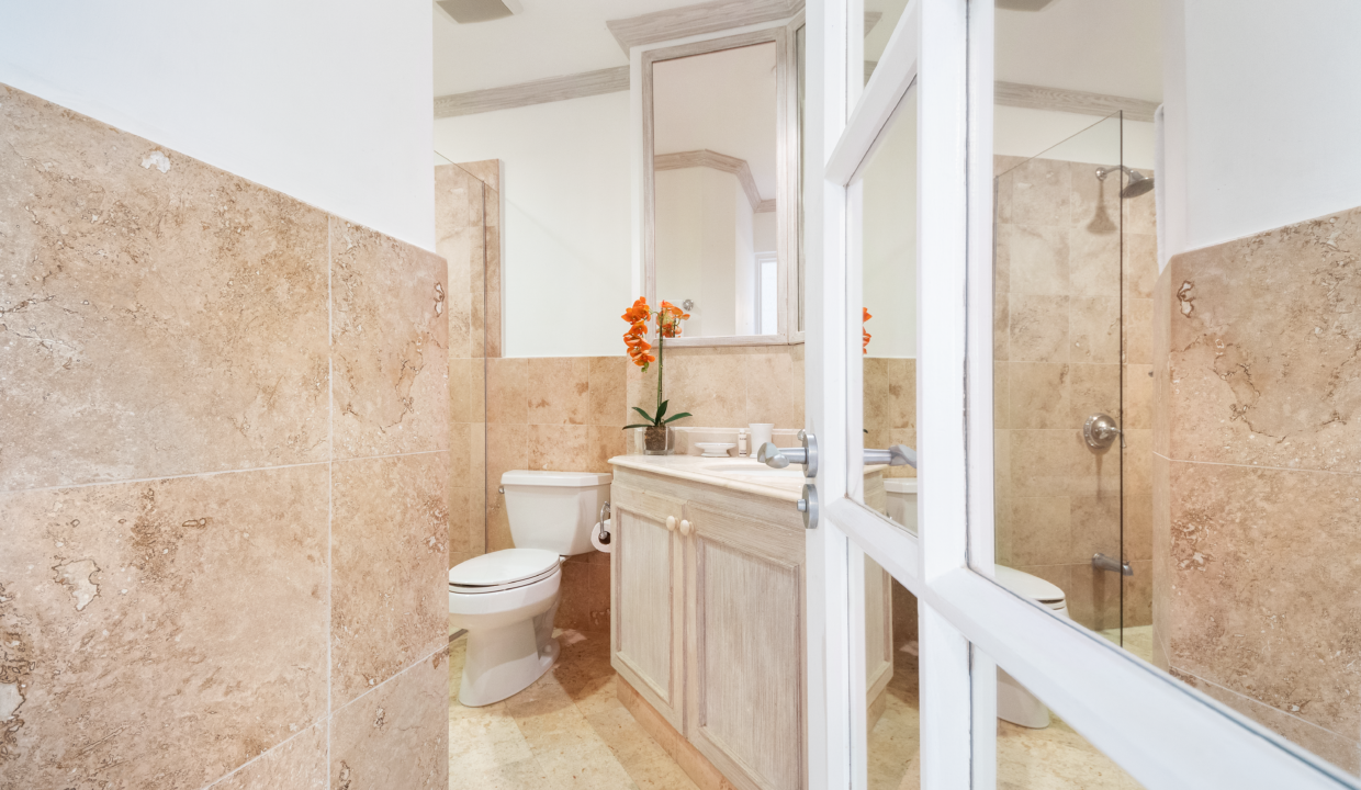 RWM---RA312---Bathroom (1)